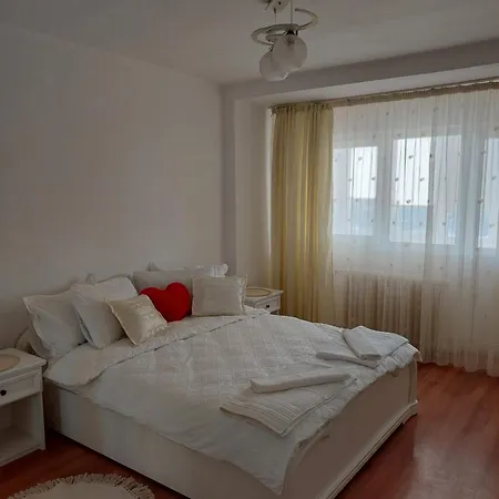 Panorama Mega Apartament Pantelimon Bucharest Exterior photo